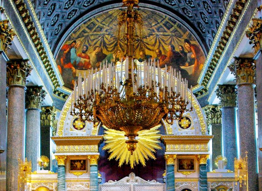 Фото В воскресенье у православных праздник Казанской иконы Божией Матери