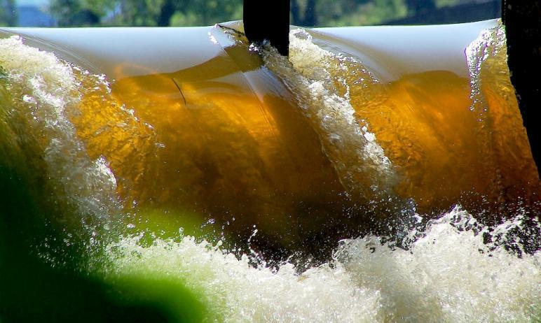 Фото Глава Фершампенуаза объяснил отсутствие воды в микрорайоне Черемушки