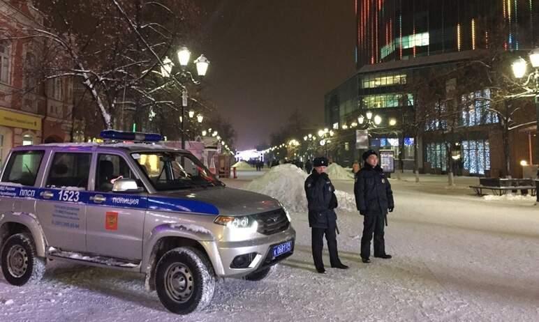 Фото Новогодние праздники пройдут в Челябинске под пристальным наблюдением стражей порядка