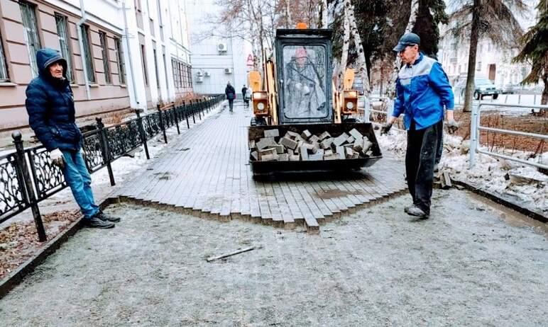 Фото На улице Свободы в Челябинске стартовал второй этап благоустройства пешеходной зоны 