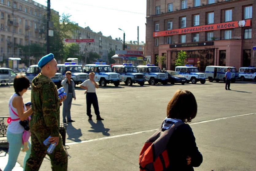 Фото За праздником челябинской десантуры проследят 250 стражей порядка