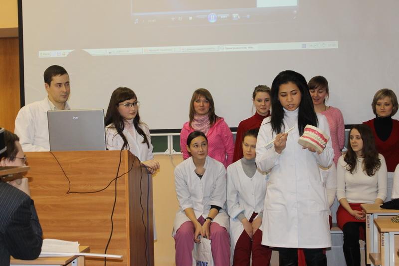 Фото Преподаватели ЧелГМА показали студентам зубы