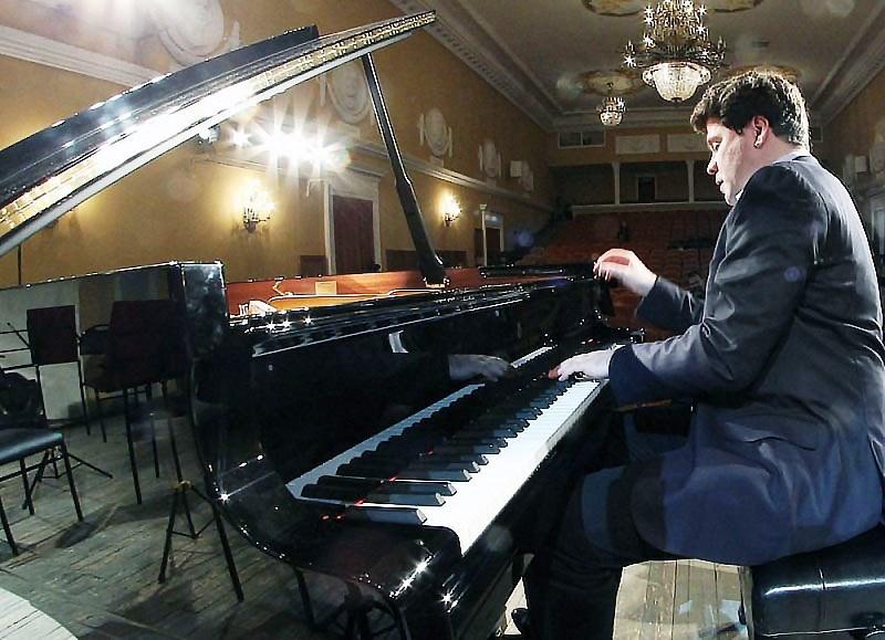 Фото В Магнитогорске презентуют новый рояль и откроют фестиваль Дениса Мацуева