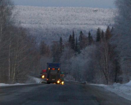 Фото На федеральной дороге М-5 «Урал» в Челябинской области из-за снегопада затруднено движение