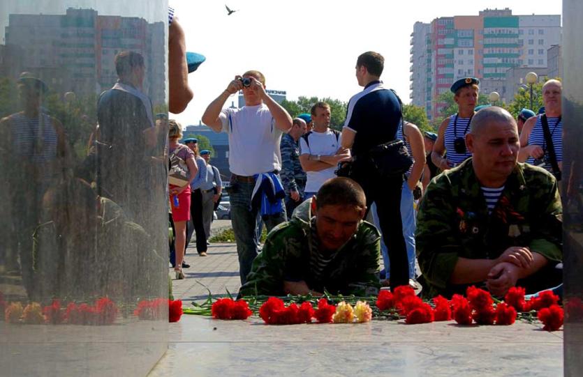 Фото День ВДВ будут охранять 270 челябинских полицейских