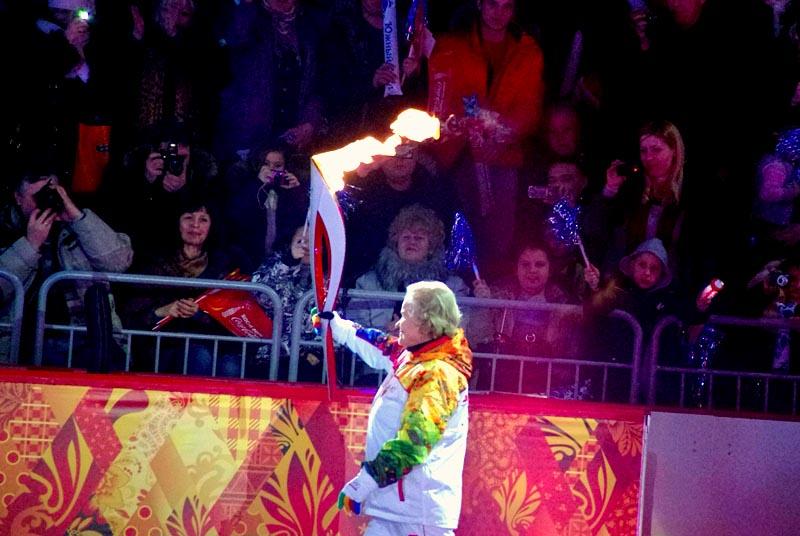 Фото Магнитогорск принял у Челябинска эстафету Олимпийского огня