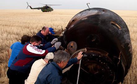 Фото Лётчики ЦВО встретили экипаж космического корабля «Союз» 