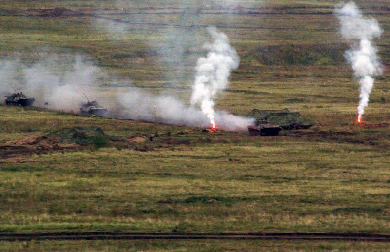 Фото Военные вышли на «Рубеж-2012» под Чебаркулем