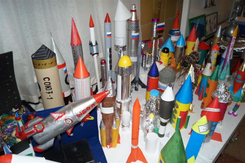 Фото В Миасском ракетном центре имени Макеева прошел конкурс детского рисунка «Я – будущий ракетостроитель»
