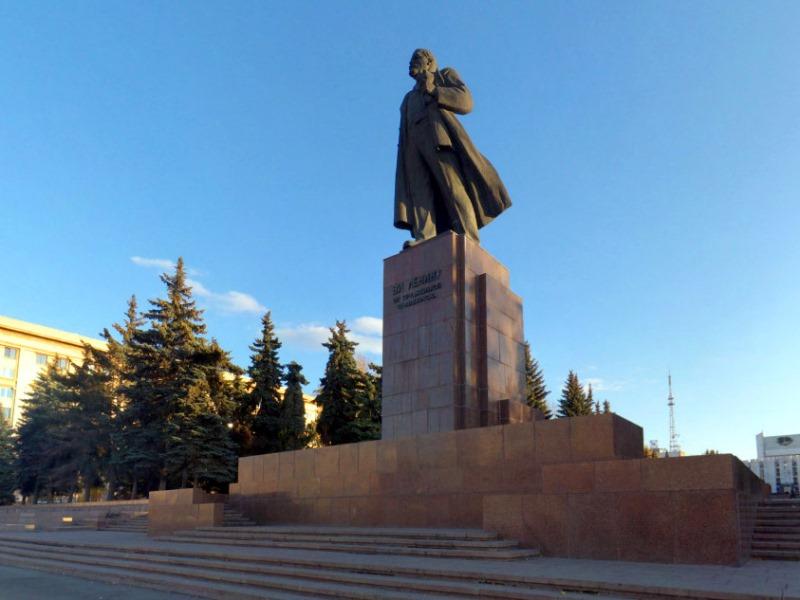Фото В Челябинске пойман лжетеррорист, «заминировавший» памятник Ленину