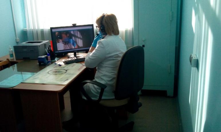 Фото В Челябинске врачи стали принимать пациентов в онлайн режиме