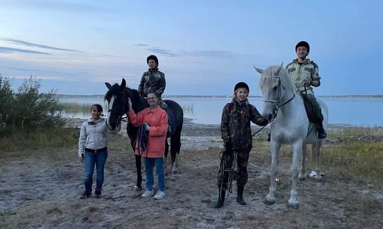 Фото Всадники ГУФСИНа будут искать пропавших людей в составе конного подразделения «Лизы Алерт»