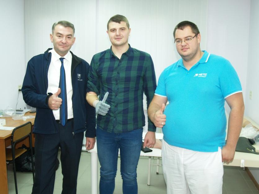 Фото В Челябинске специалисты протезно-ортопедического центра изготовили пациенту единственный в России кибер-протез 
