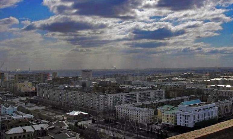 Фото В шести городах Челябинской области сохраняется режим «черного неба»