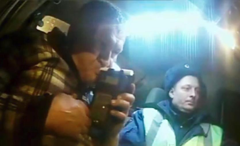 Фото Южноуральские автоинспекторы устроили погоню за пьяным дальнобойщиком