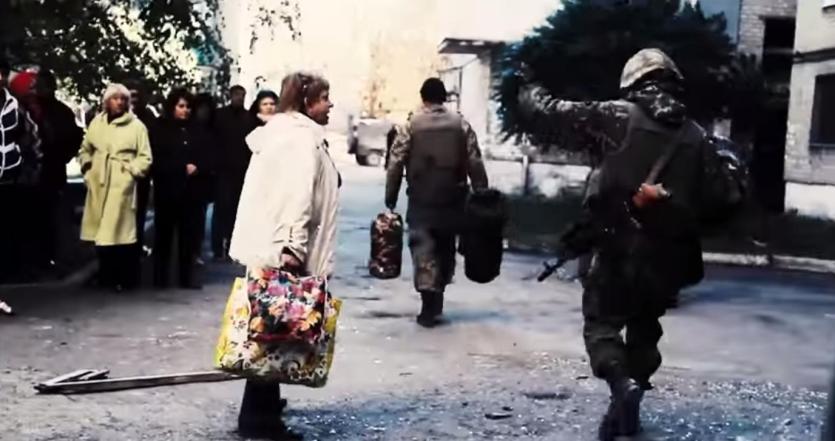 Фото «От кого вы нас защищаете, суки!» кричали жители Дебальцево вошедшим в город украинским военным и киевским журналистам