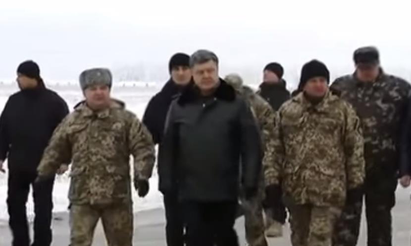 Фото Депутаты Верховной Рады Украины вновь рассматривают возможность введения военного положения