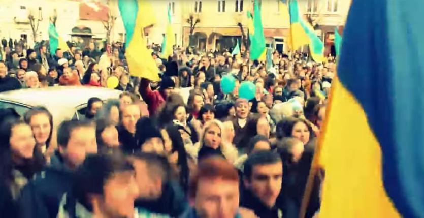 Фото Украинские националисты прокляты богом, как воробьи,  поэтому и скачут