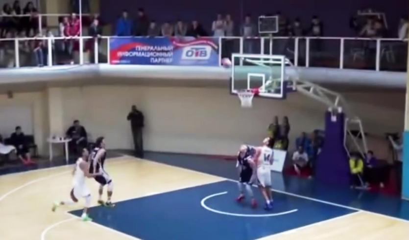 Фото Челябинские баскетболисты подарили своим поклонникам видеоподборку лучших игровых моментов 2014 года