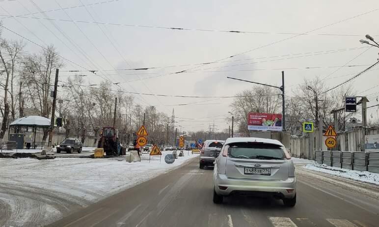 Фото В Челябинске закрывают перекресток улиц Первой Пятилетки и Артиллерийской 