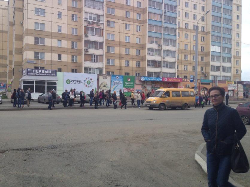 Фото Утром в Челябинске каждое пятое маршрутное такси не вышло в рейс: водители праздновали Курбан-Байрам