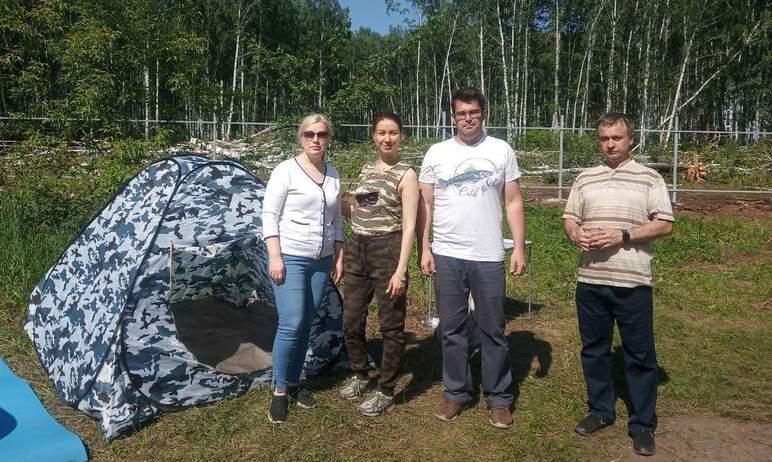 Фото Депутат Заксобрания поддержала челябинцев, отстаивающих лес на Тополинке