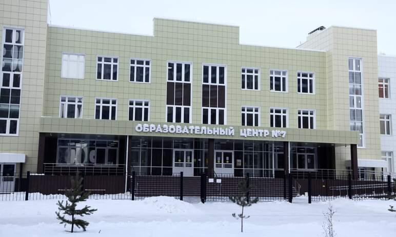 Фото В микрорайоне «Академ- Riverside» Челябинска открылась долгожданная школа