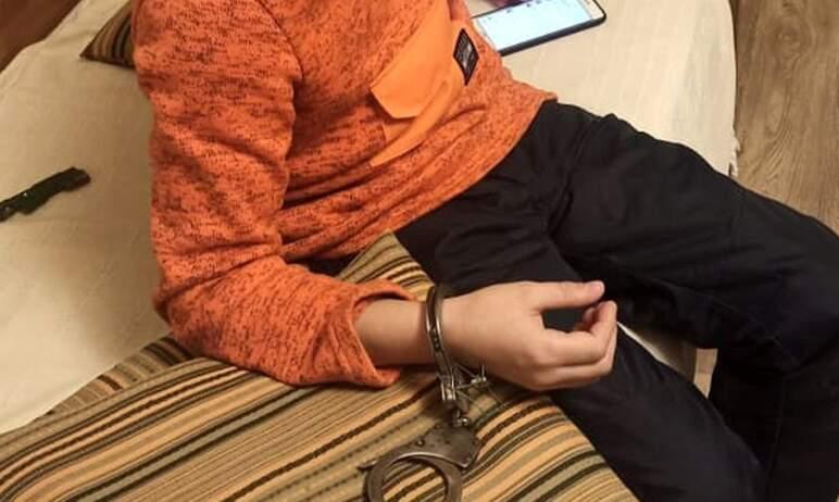 Фото Игра с наручниками лишила свободы подростка из Магнитогорска