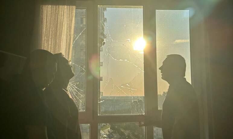 Фото В Белгороде в результате атаки беспилотника частично поврежден жилой дом