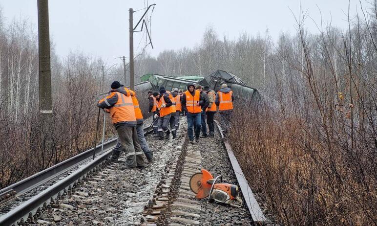 Фото СКР возбудил дело о теракте по факту схода 19 вагонов в Рязанской области