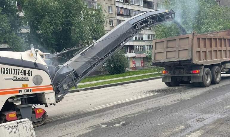 Фото В Челябинске отремонтируют дороги к спортивным объектам 