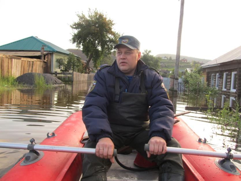 Фото Жителям Сатки и Златоуста, пострадавшим от «большой воды», компенсируют материальный ущерб