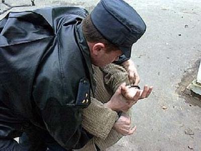 Фото Челябинские полицейские освободили заложника из Узбекистана