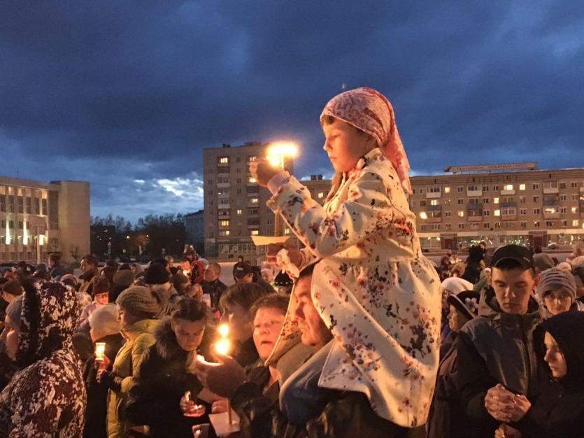 Фото Тысячи жителей УрФО приняли участие в акции «Помни меня»
