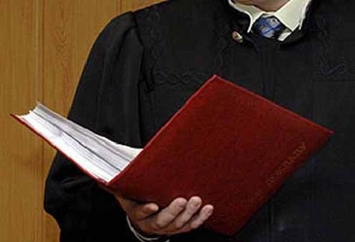 Фото Челябинца отправили на два года в колонию за поджог иномарки