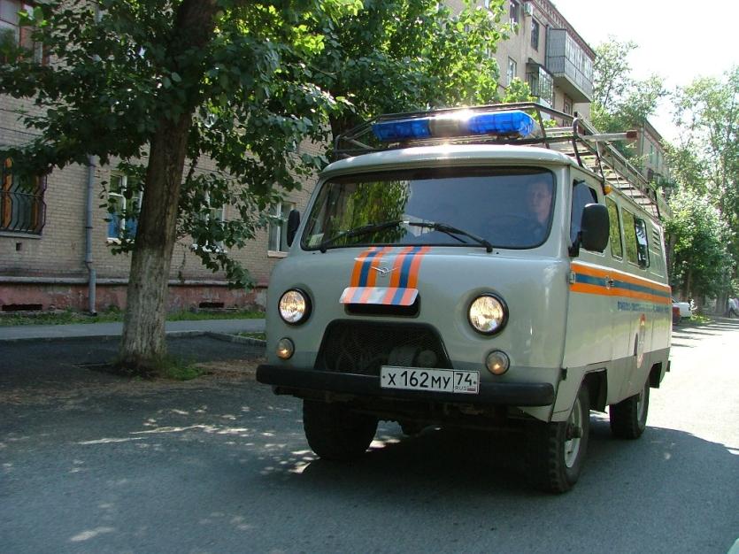 Фото В Миассе годовалая малышка надела на голову стульчик для горшка – пришлось вызывать спасателей