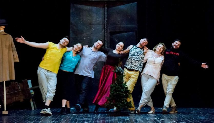 Фото В челябинском Камерном театре пройдет премьера спектакля про еврейскую семью