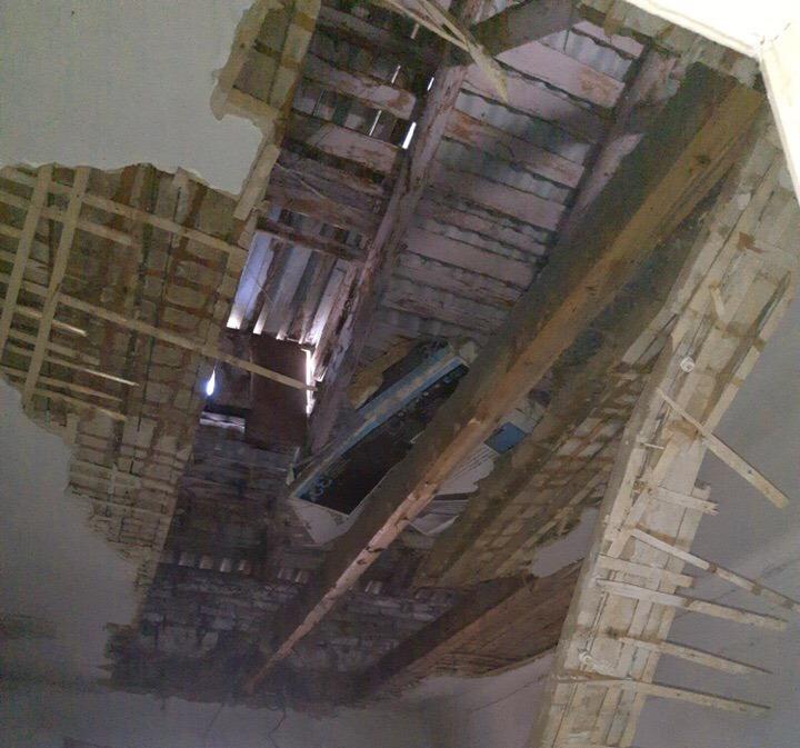 Фото Дом из битого стекла в путинской Розе признан непригодным для жизни 