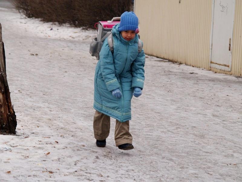 Фото В пятницу школьники учатся в обычном режиме