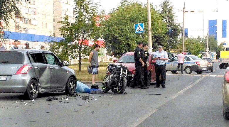 Фото В Магнитогорске разбился насмерть бесправный мотоциклист