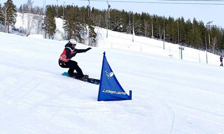 Фото В «Солнечной долине» завершились областные соревнования по сноуборду