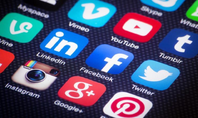 Фото Роскомнадзор замедлил скорость работы Twitter за противоправный контент 