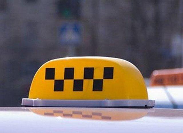 Фото Челябинское такси возвращает себе «шашки»
