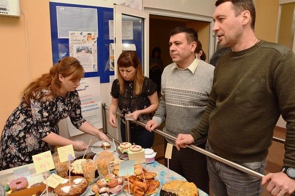 Фото Более 40 тысяч рублей собрали волонтеры завода «Трубодеталь» на помощь ребенку с аутизмом