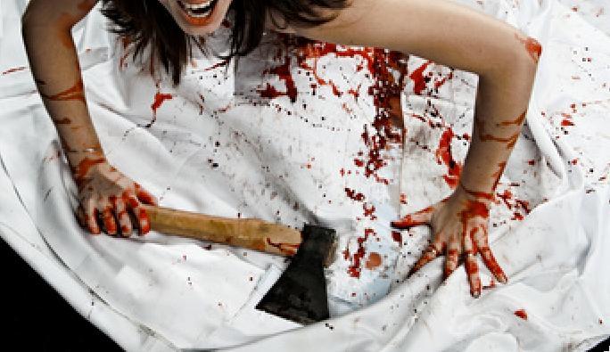Фото Пьяная медсестра из Копейска чуть до смерти не зарубила мужа топором