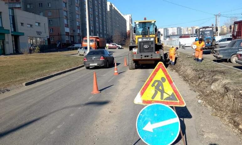Фото В Челябинске стартовал ремонт дороги на улице Академика Макеева