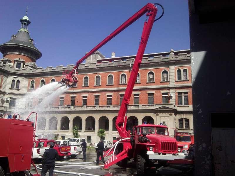 Фото Пожарные машины «Урал» передали уругвайскому МВД