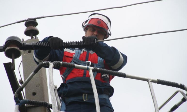 Фото Челябинские энергетики оперативно вернули электричество жителям Тракторозаводского района