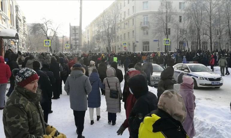 Фото Как в Челябинске прошел митинг в поддержку Навального