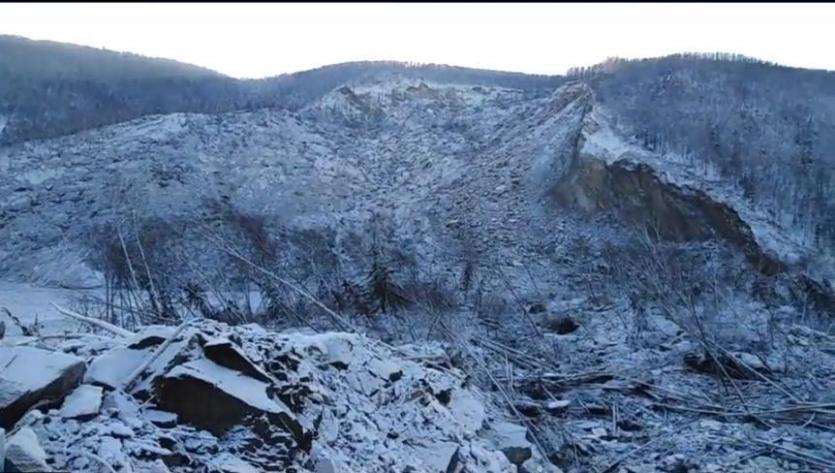 Фото В Хабаровском крае обрушилась сопка